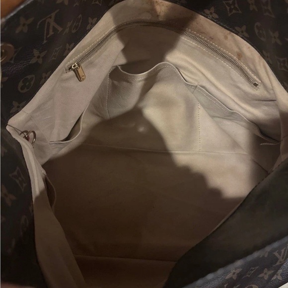 Louis Vuitton Artsy Gm - Picture 3 of 13